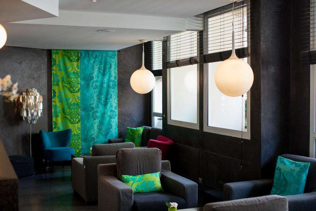 urban hotel