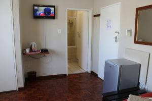 the hamlet country lodge