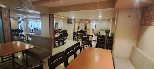 hotel swaroop
