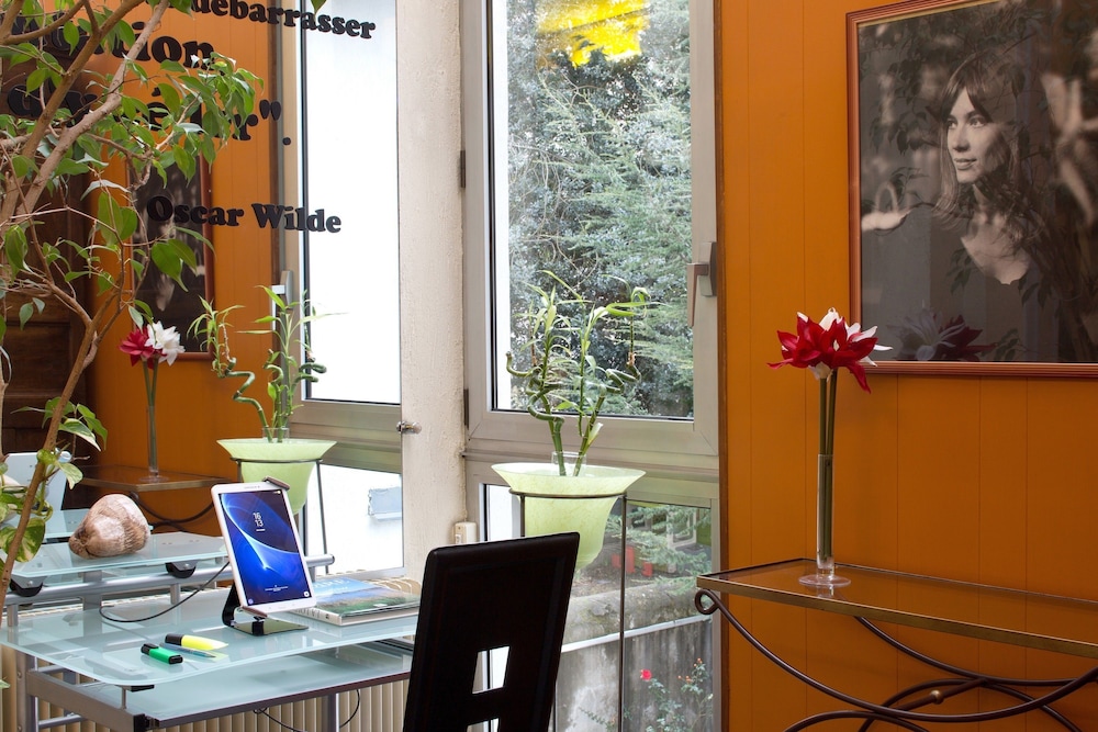 Logis Hotel Du Midi - Saint Etienne Sud,Loire>>La Ricamarie,3 star