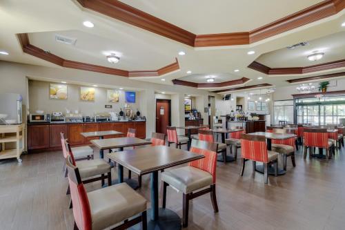 comfort suites pflugerville austin north