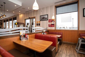 sandman hotel and suites calgary south