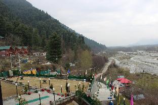 Srichan Resorts,,3 star