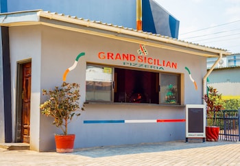 The Grand Palace Hotel,,3 star