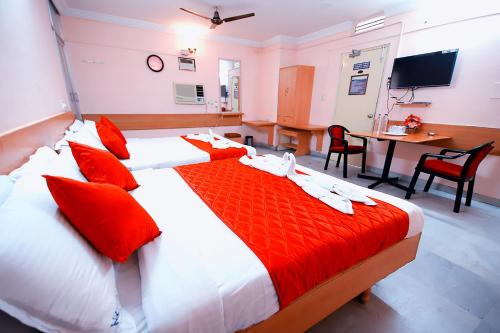 hotel kirthikaa palace salem