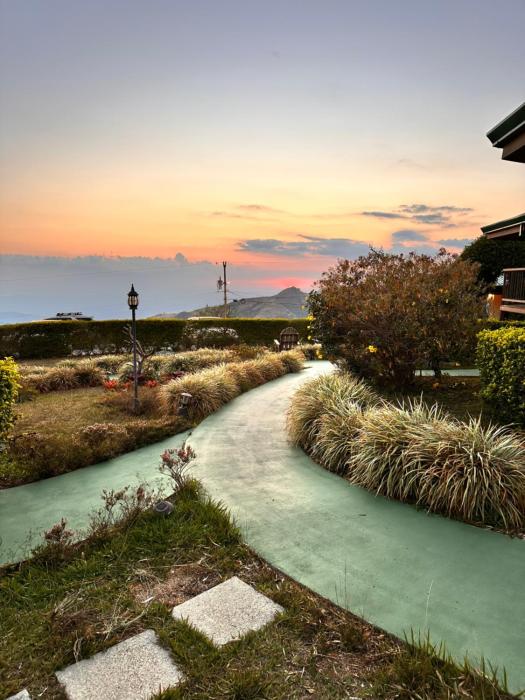 hotel tropico monteverde