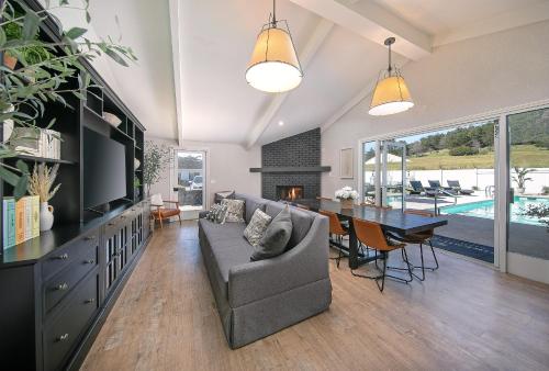 Fireside Inn On Moonstone Beach,San Luis Obispo>>Cambria,3 star
