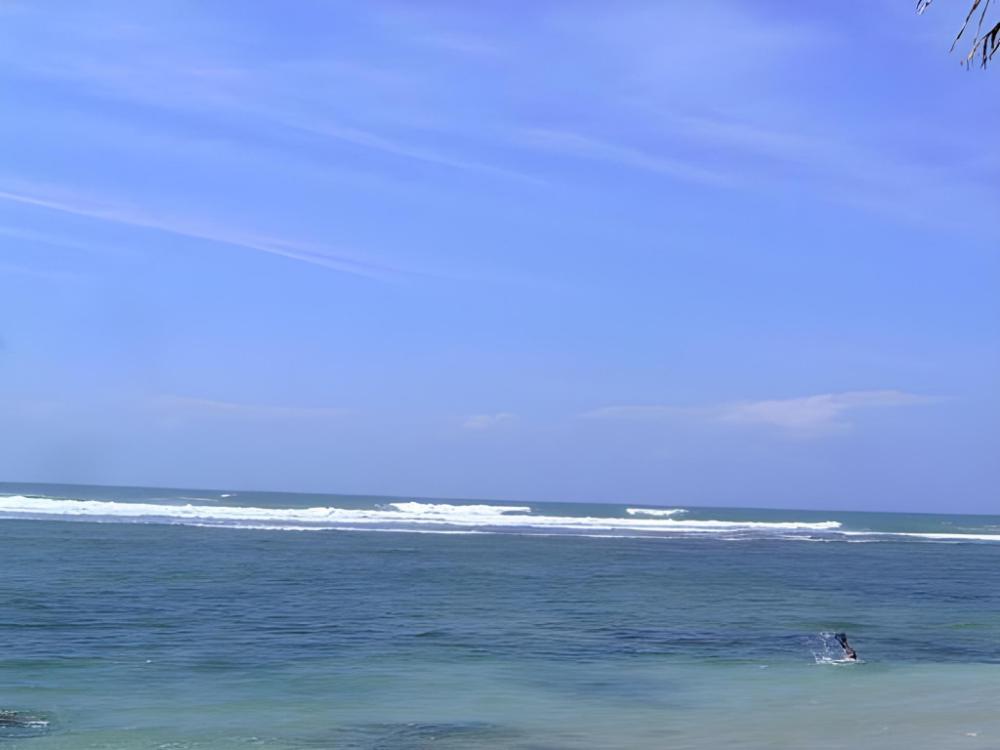 polhena coral reef resort