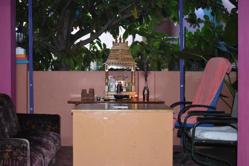 rainbow guest house tiruvannamalai