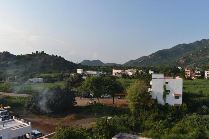 rainbow guest house tiruvannamalai