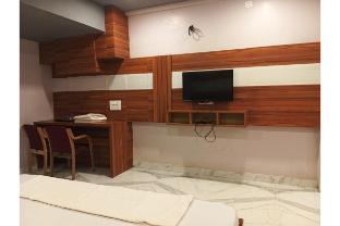 sri ratna lodge