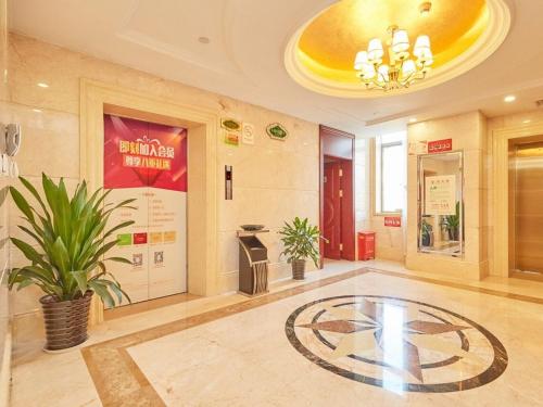 vienna classic hotel shanghai jinshan zhangyan industrial park zhongqiao college