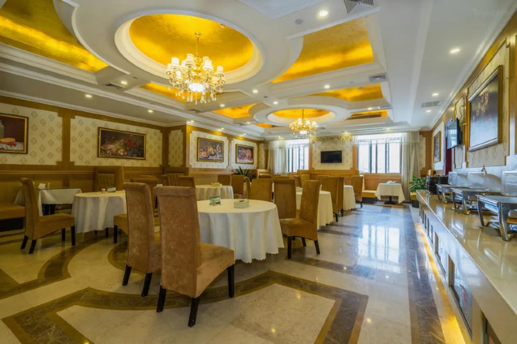 vienna classic hotel shanghai jinshan zhangyan industrial park zhongqiao college