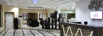 ellyxville hotels