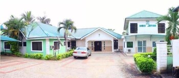 hotel icon limited