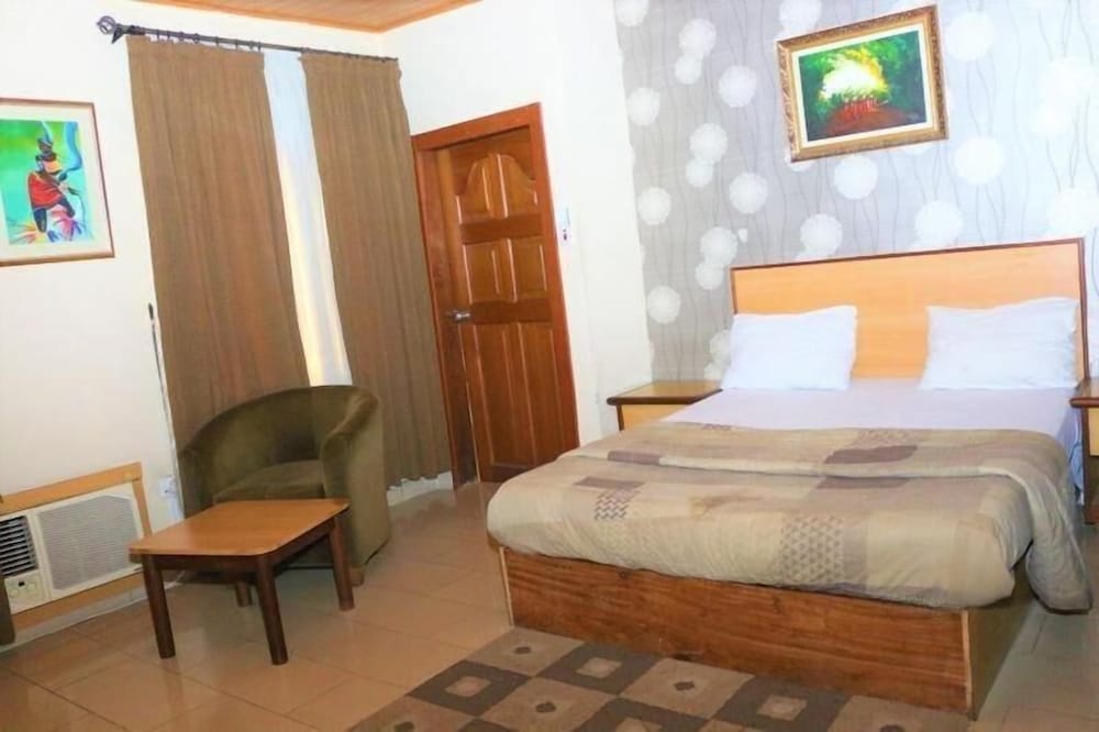 hotel icon limited