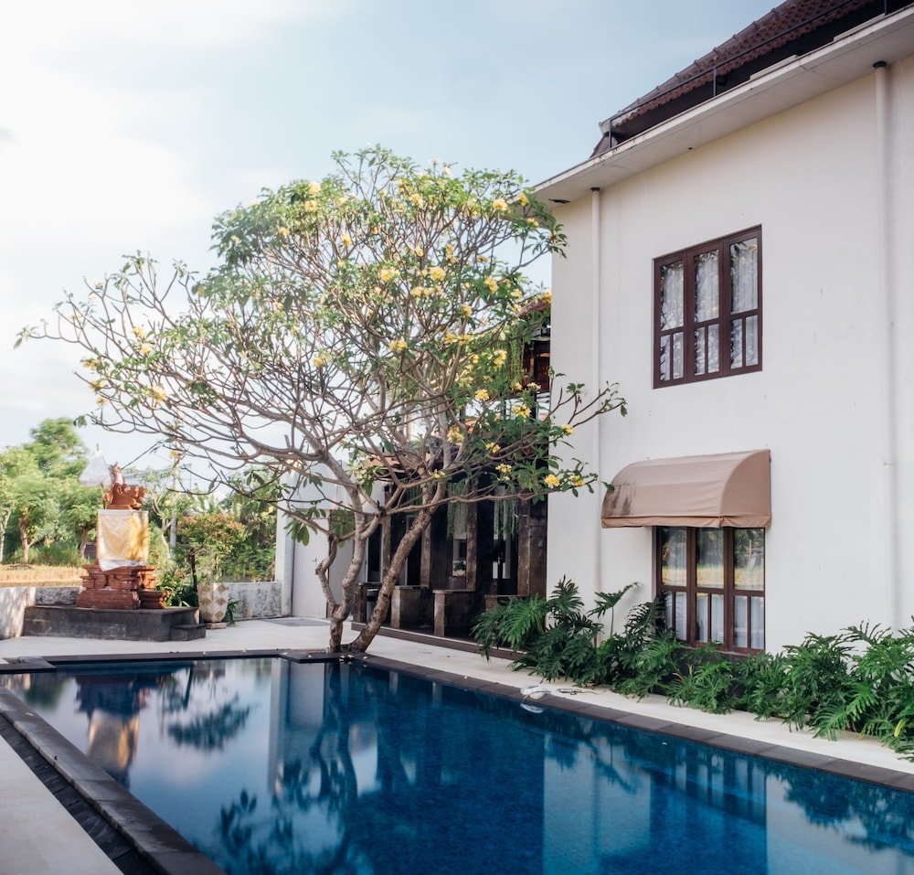 umpadhi canggu hotel