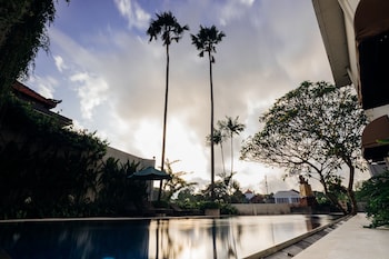 umpadhi canggu hotel