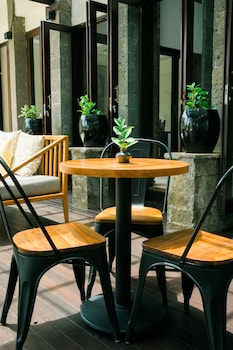 umpadhi canggu hotel