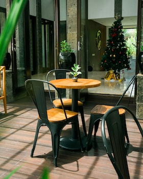 umpadhi canggu hotel