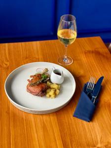 umpadhi canggu hotel