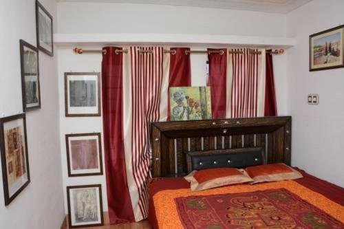 karina art home stay