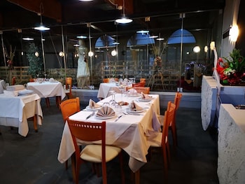 Hr Hotel,Near Seminyak Square,3 star