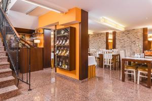 hostel bialy dom