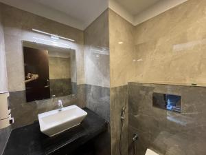 hotel sambit palace puri