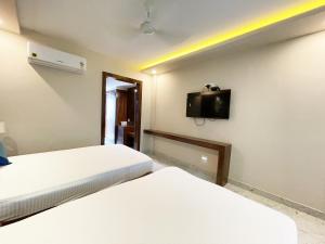 hotel sambit palace puri