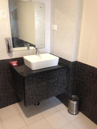 Galleria Hotel Ajmer,Near Dargah Sharif,3 star