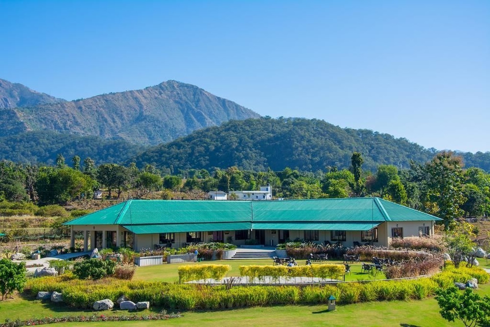 corbett the baagh spa and resort