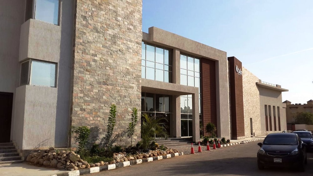 elite residence tulip and aqua park