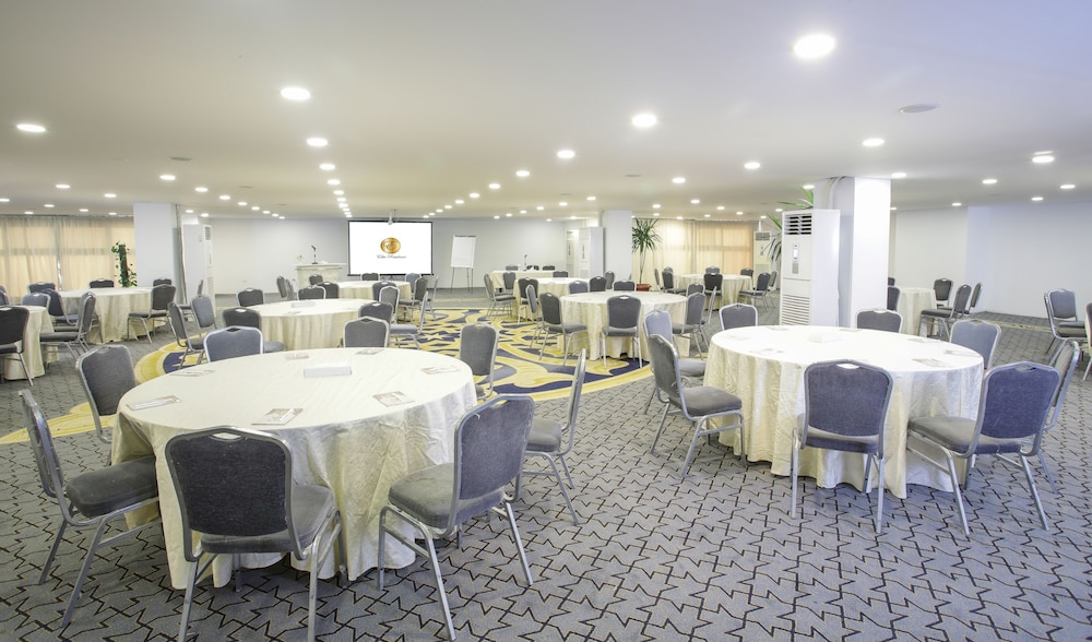 elite residence tulip and aqua park