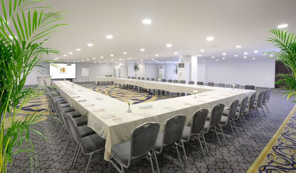 elite residence tulip and aqua park