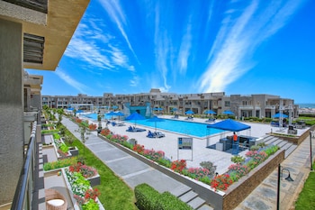Elite Residence Tulip & Aqua Park,Km 39, Suez Hurghada Road,3.5 star