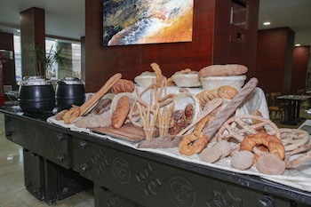 elite residence tulip and aqua park