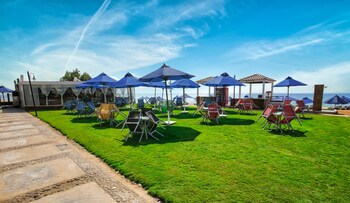 elite residence tulip and aqua park