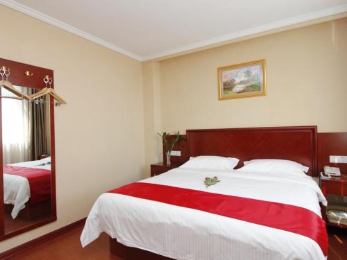 greentree inn rizhao bus station fuhai east road e