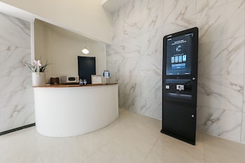 boutique hotel super rocket