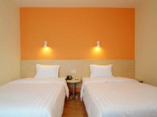7 days inn shenzhen north station