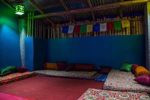 Nomadic Den Manali,Haripur,2 star
