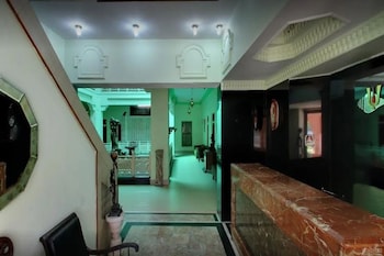 hotel navrang