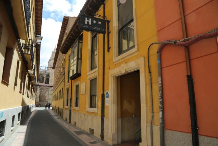 hostal alda casco antiguo