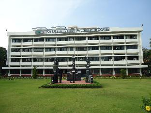 hotel saj international