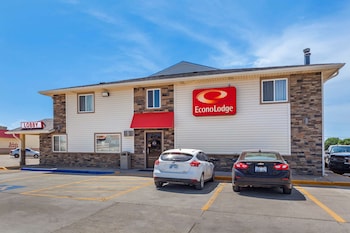 econo lodge hays i 70