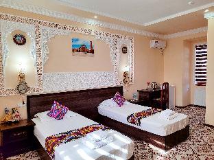 hotel shams
