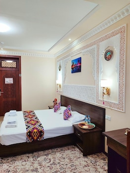 hotel shams