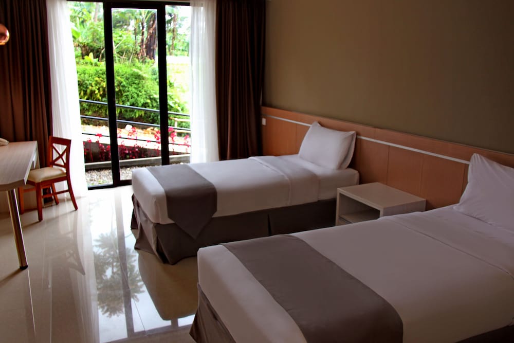 nava hotel tawangmangu