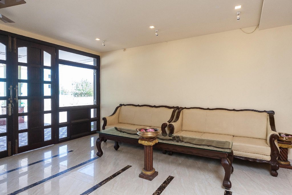 Collection O 33352 The Royal Park,,3 star